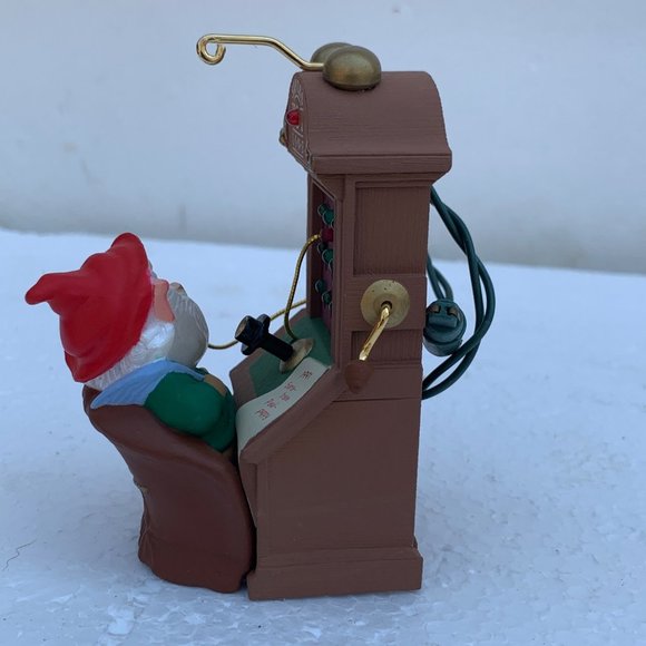 Santa's Hot Line Hallmark Magic Christmas Ornament - 1991 - Picture 5 of 12